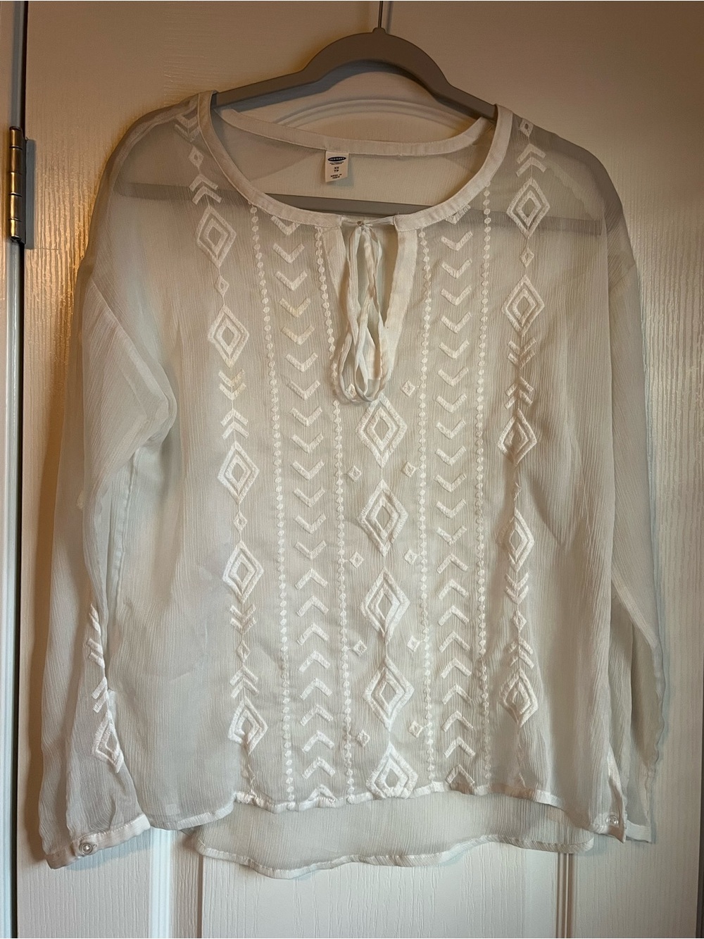 Old Navy Sheer White Embroidered Tie-Front Blouse